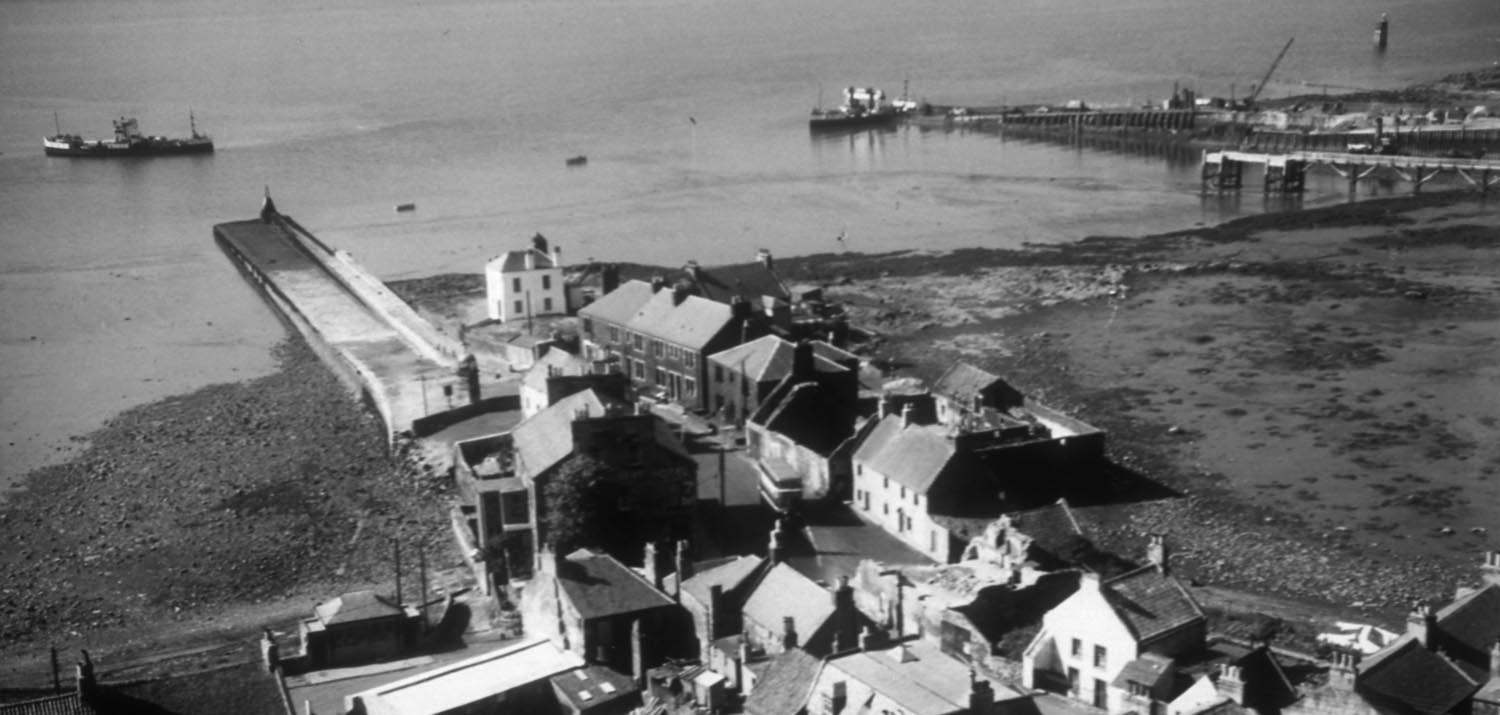 Town Pier, after being extended in 1822